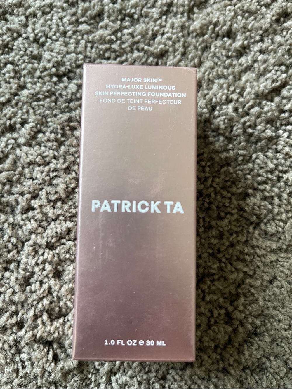 Patrick Ta Foundation major skin hydra-luxe luminous skin 23 Golden neautral